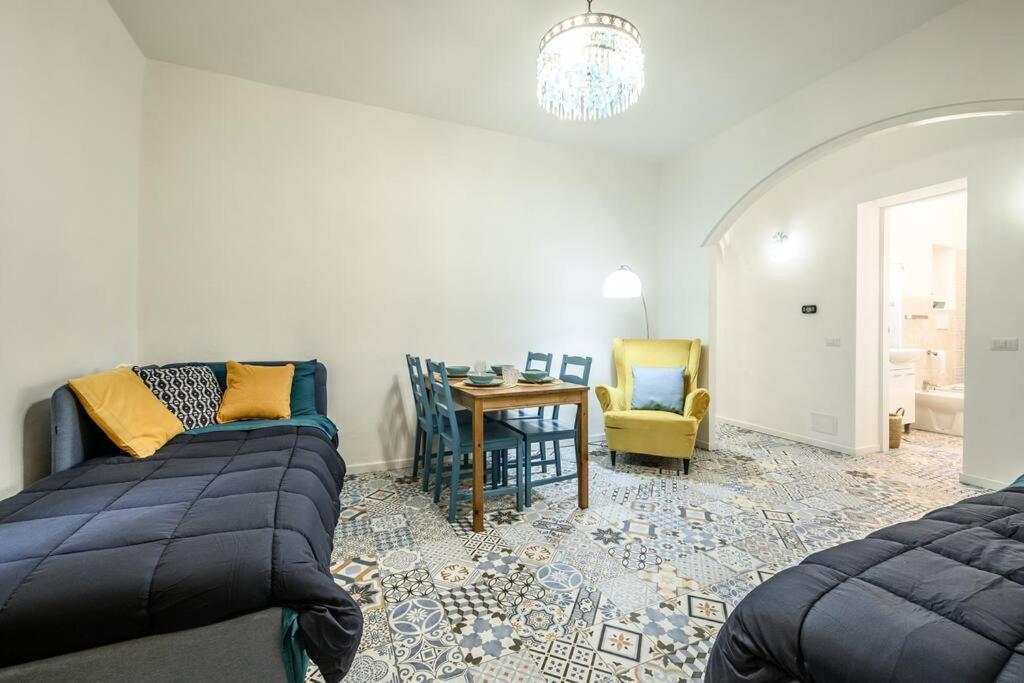 شقة Le Finestre Sul Borgo 2 بارما المظهر الخارجي الصورة